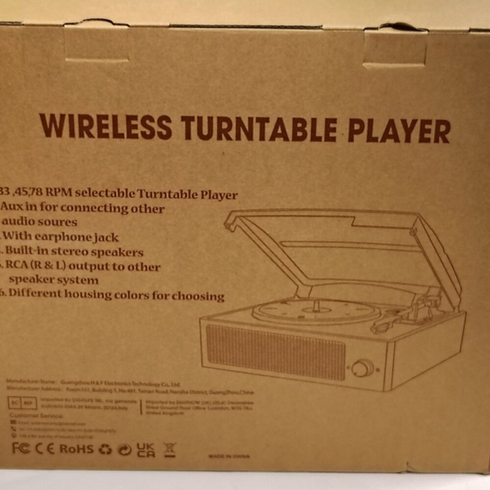 Vintage Looking | Modern Technology |Turntable with Built-In Speakers - Picture 4 of 7